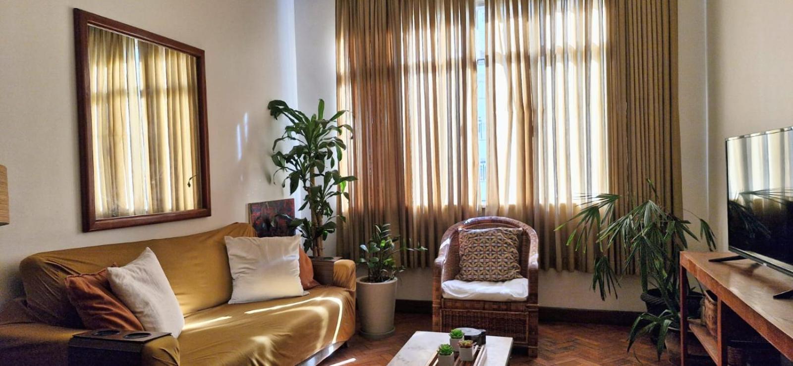 Apartamento Copacabana 3 Quartos Ar Cond A 2 Qds Da *